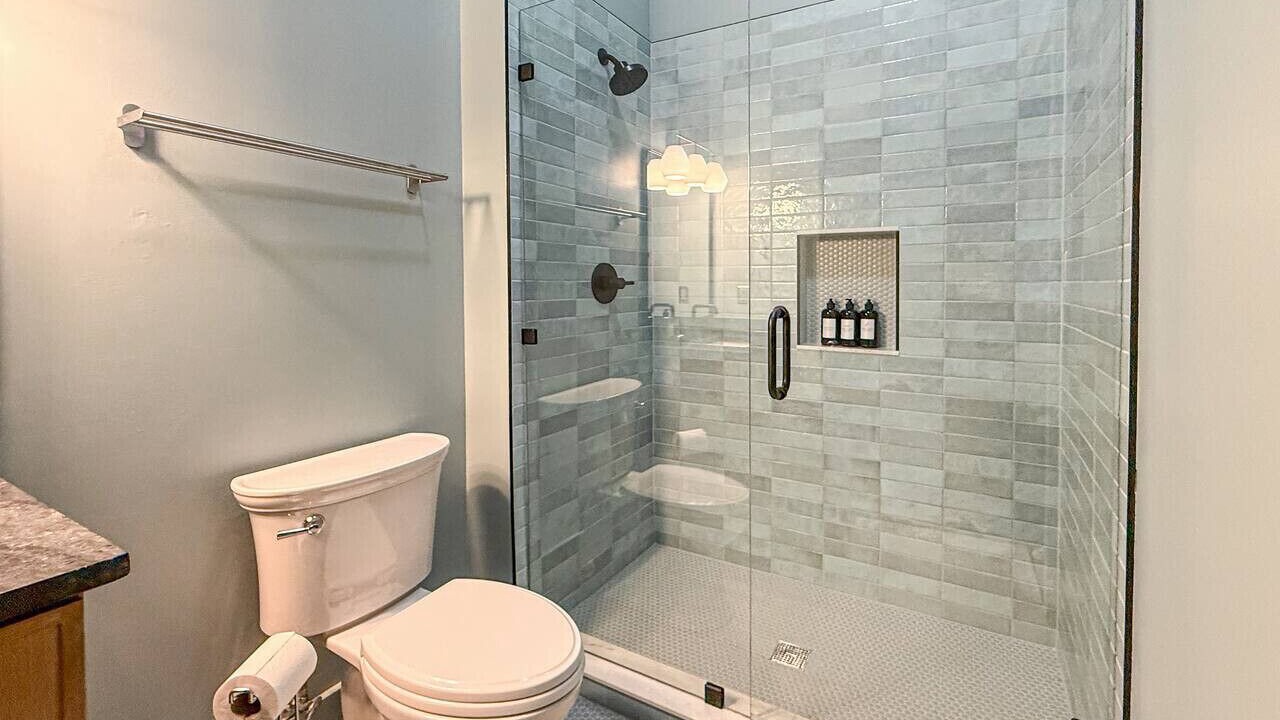 Photo of Bathroom in Old City