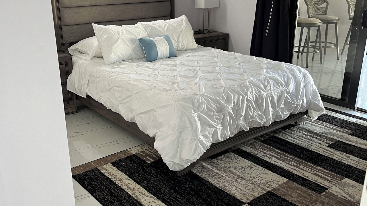 Photo of Bedroom in Dania Beach