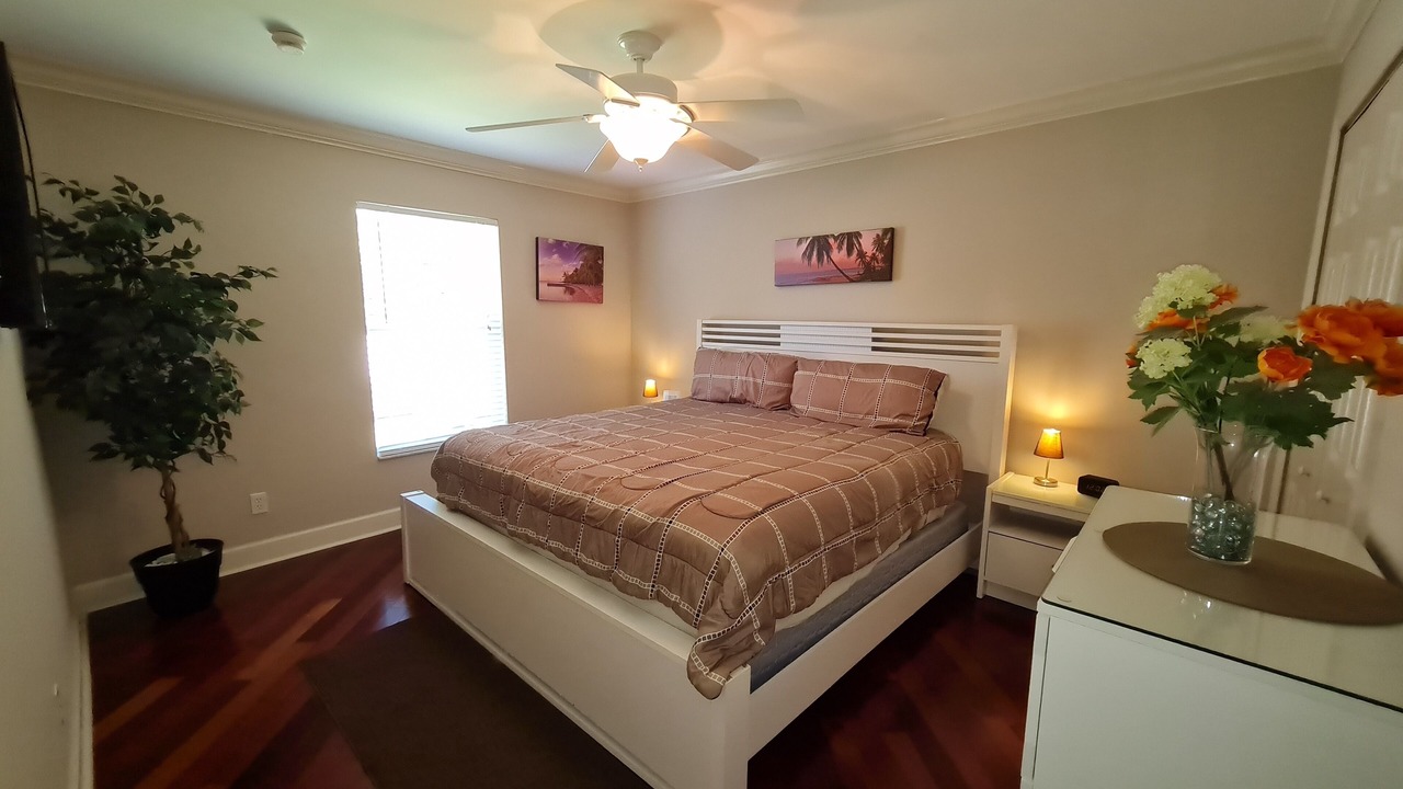 Photo of Bedroom in Trafalgar