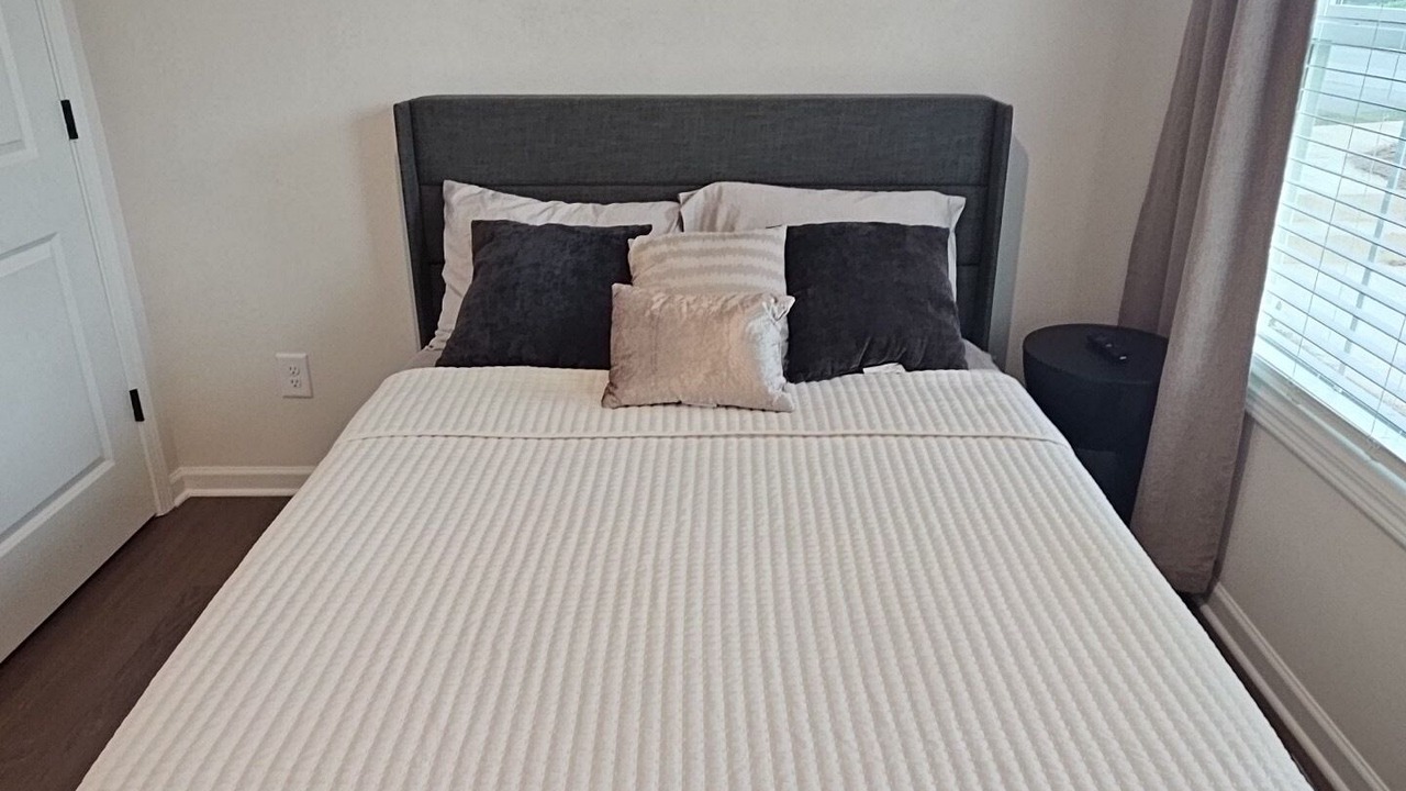 Photo of Bedroom in Chosewood Park