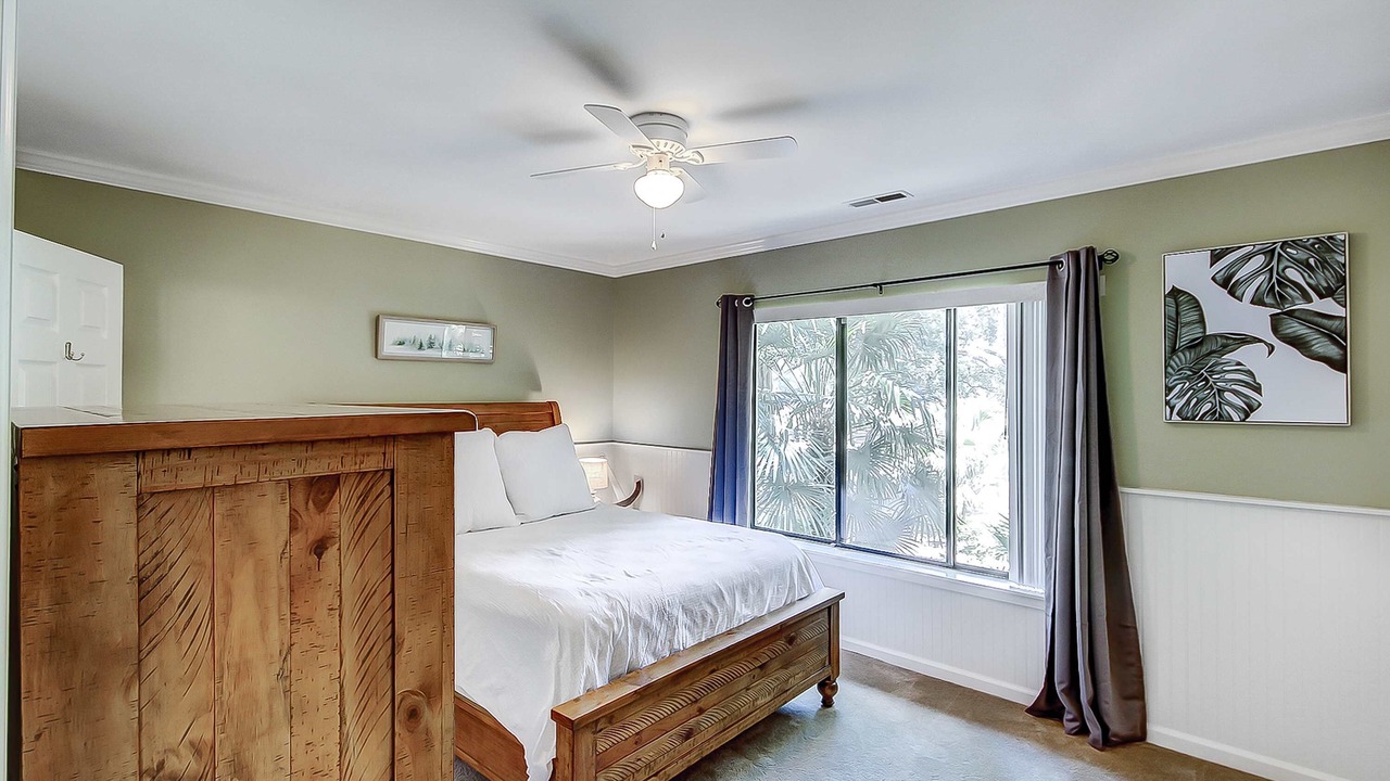 Photo of Bedroom in Folly Field