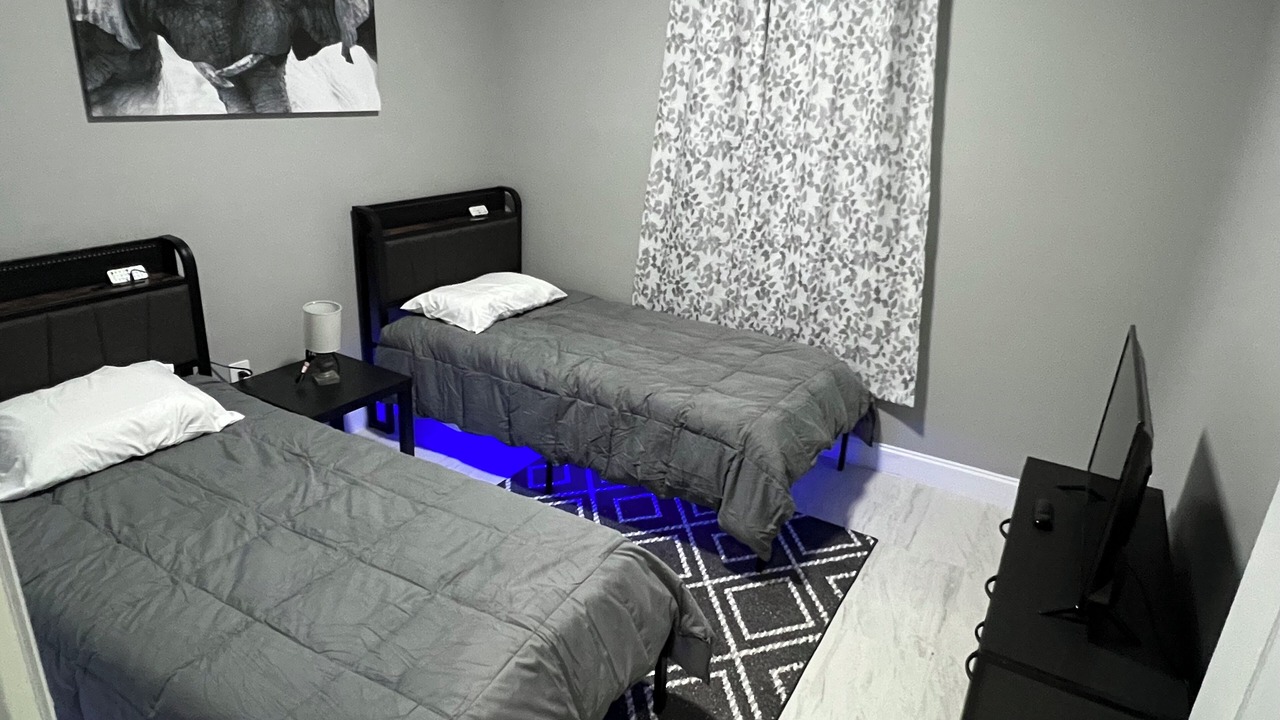 Photo of Bedroom in Fort Myers Shores