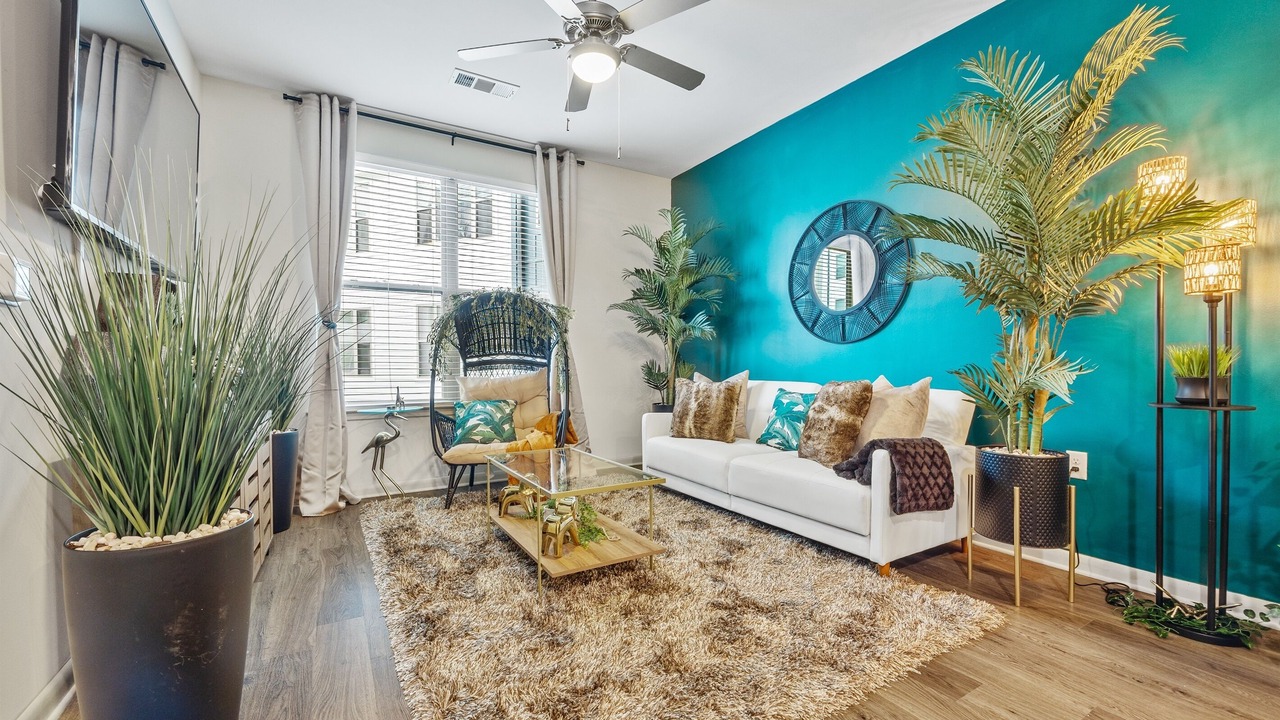 Photo of Livingroom in Downtown Decatur