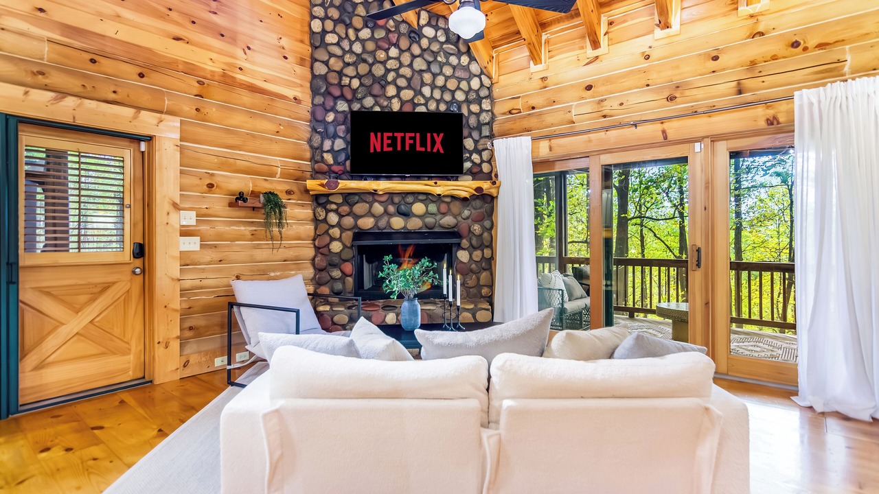 Photo of Livingroom in Walnut Mountain