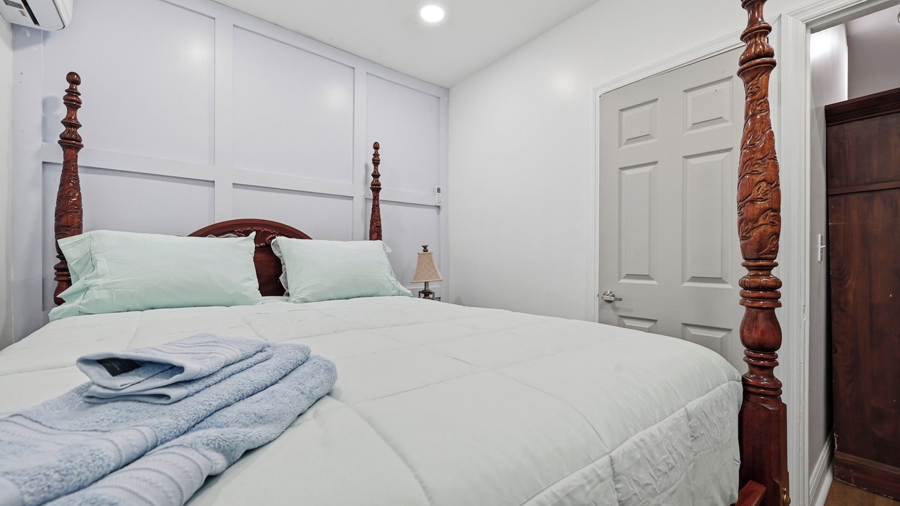 Photo of Bedroom in Sharon Hill