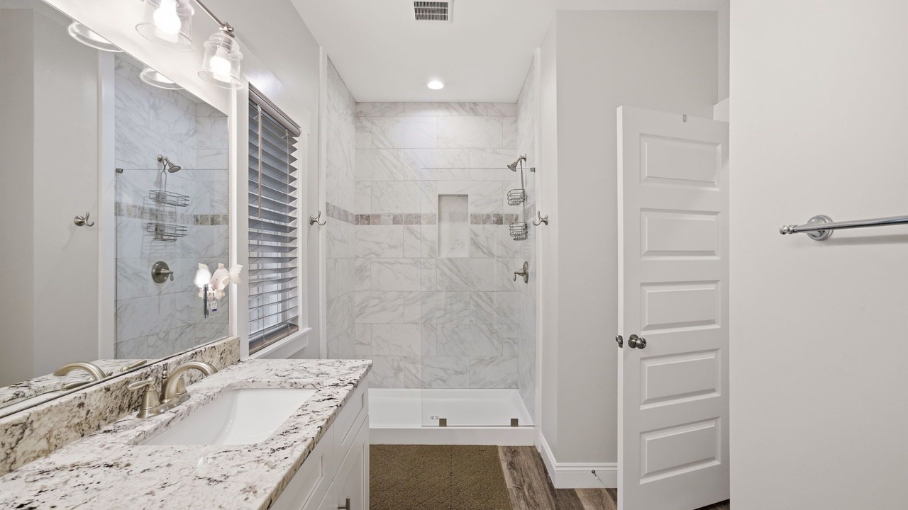 Photo of Bathroom in Bahama Beach