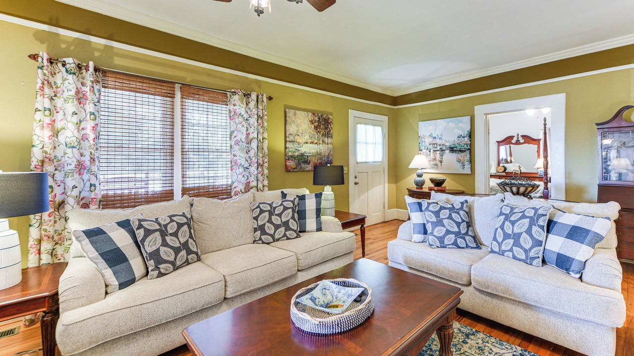 Photo of Bedroom in Thomaston