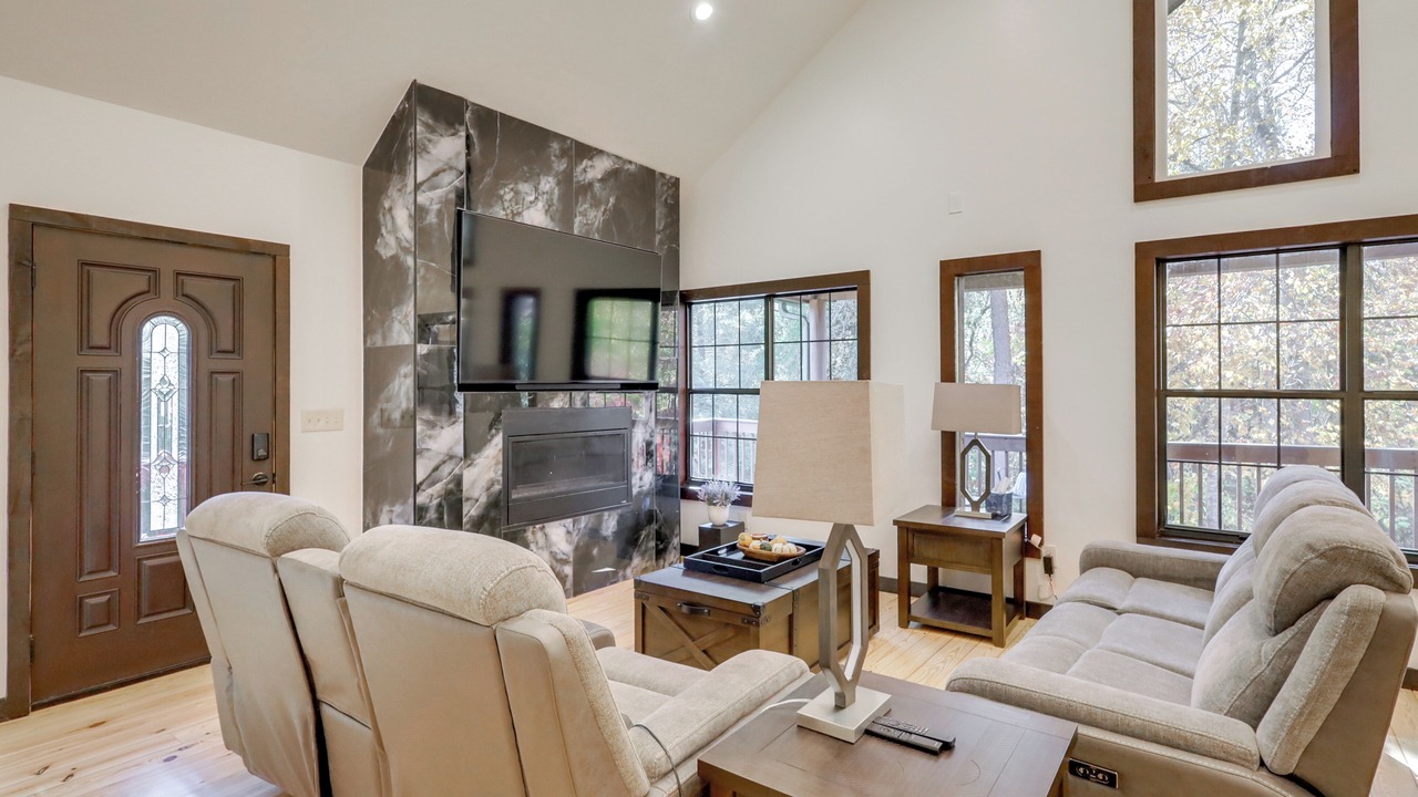 Photo of Bedroom in Flowery Branch