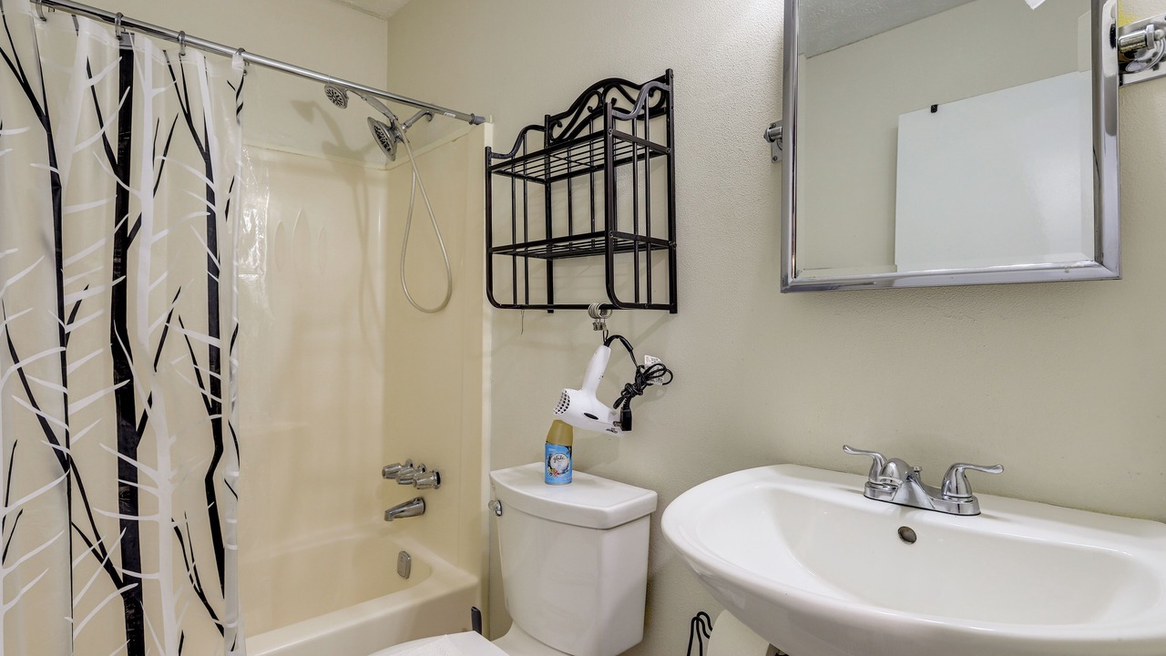 Photo of Bathroom in Church Street