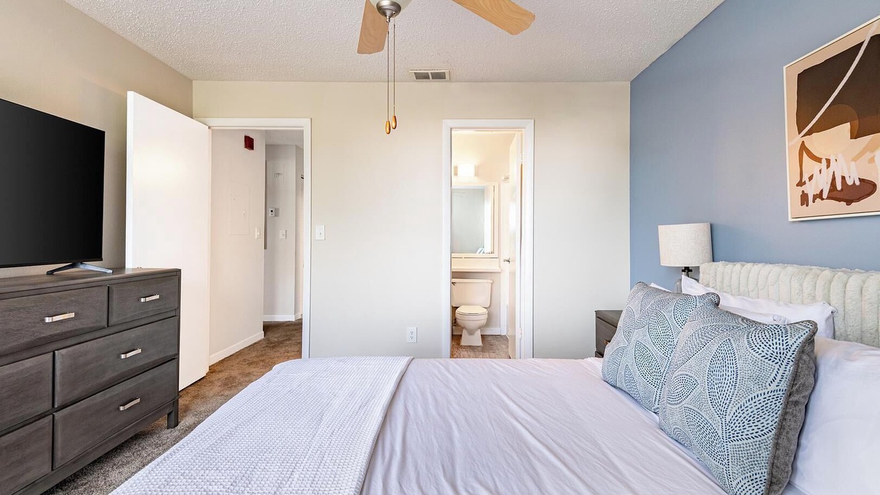 Photo of Bedroom in Interchange Square