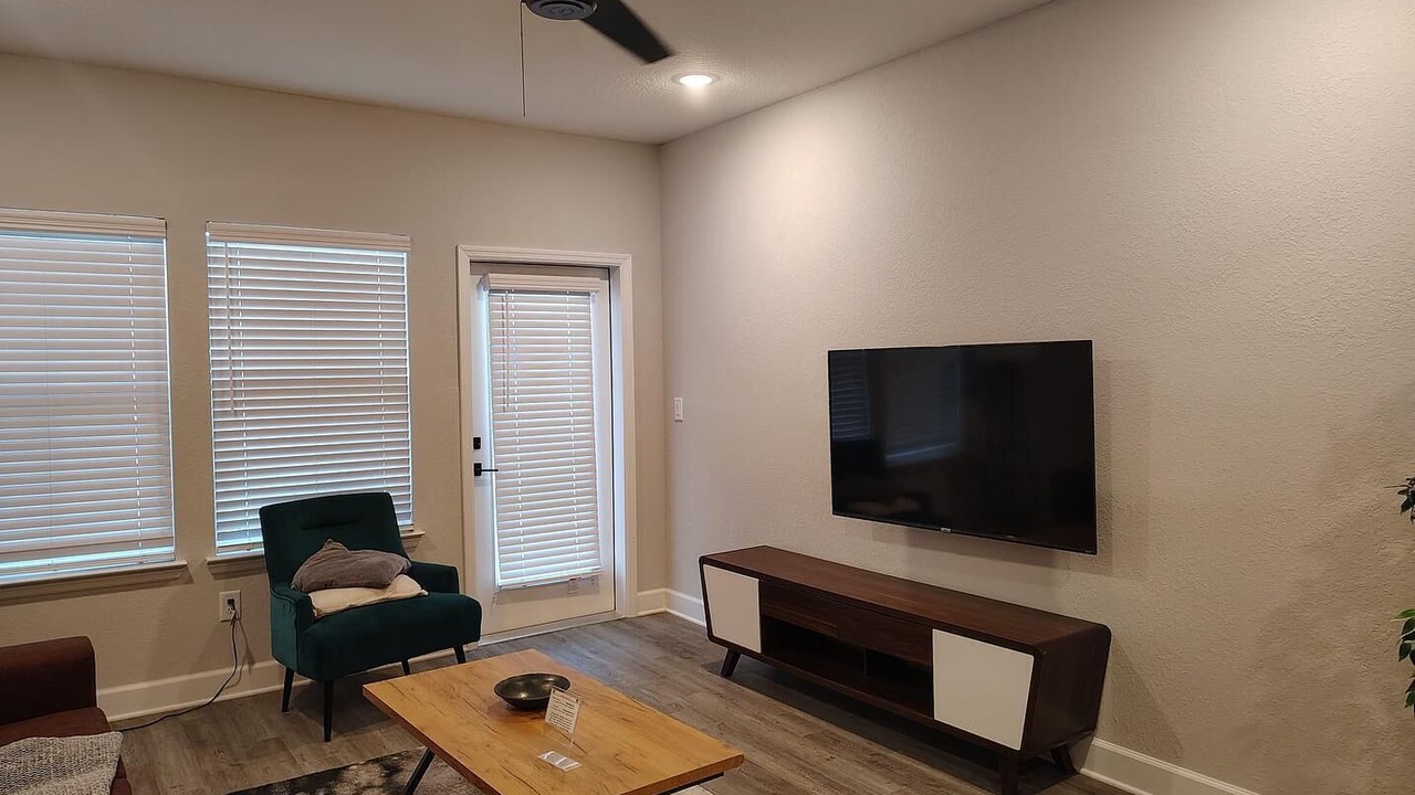 Photo of Livingroom in Newberry