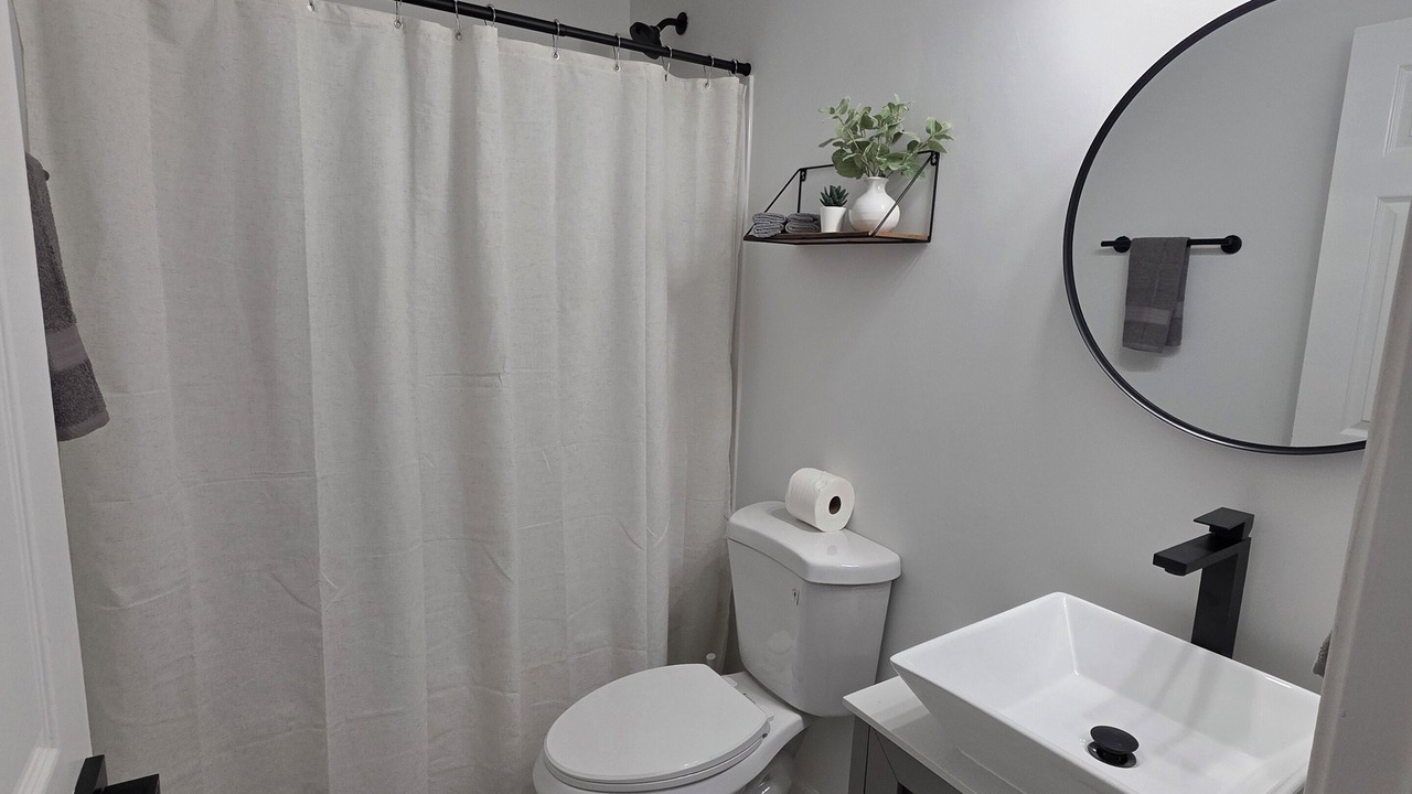 Photo of Bathroom in Dacula