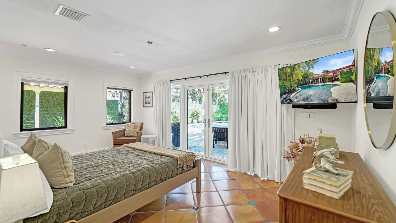 Photo of Bedroom in Dolphin Isles