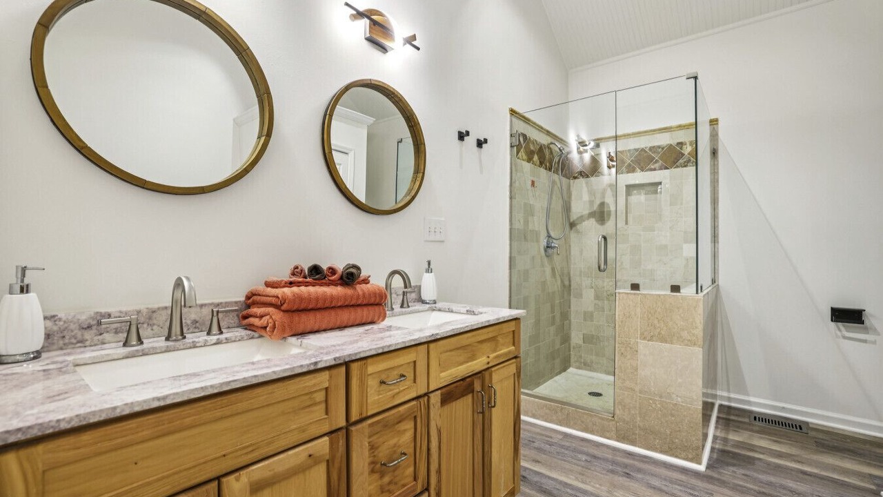 Photo of Bathroom in Buford Highway