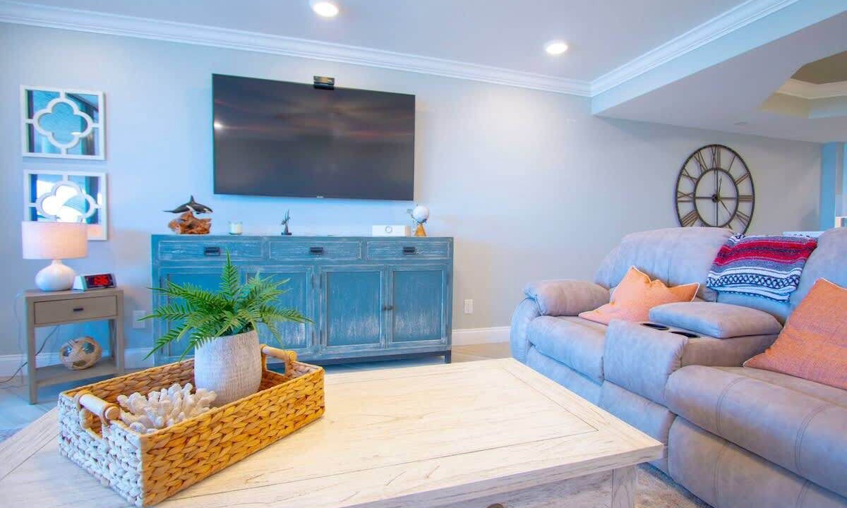 Photo of Livingroom in Sand Key