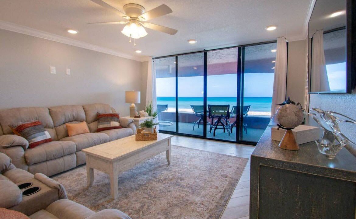 Photo of Livingroom in Sand Key