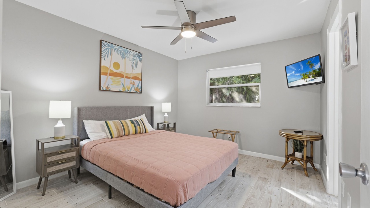 Photo of Bedroom in Caloosahatchee