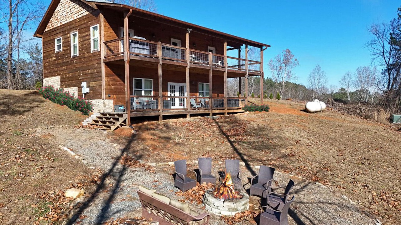 Photo of Outdoor in Copperhill