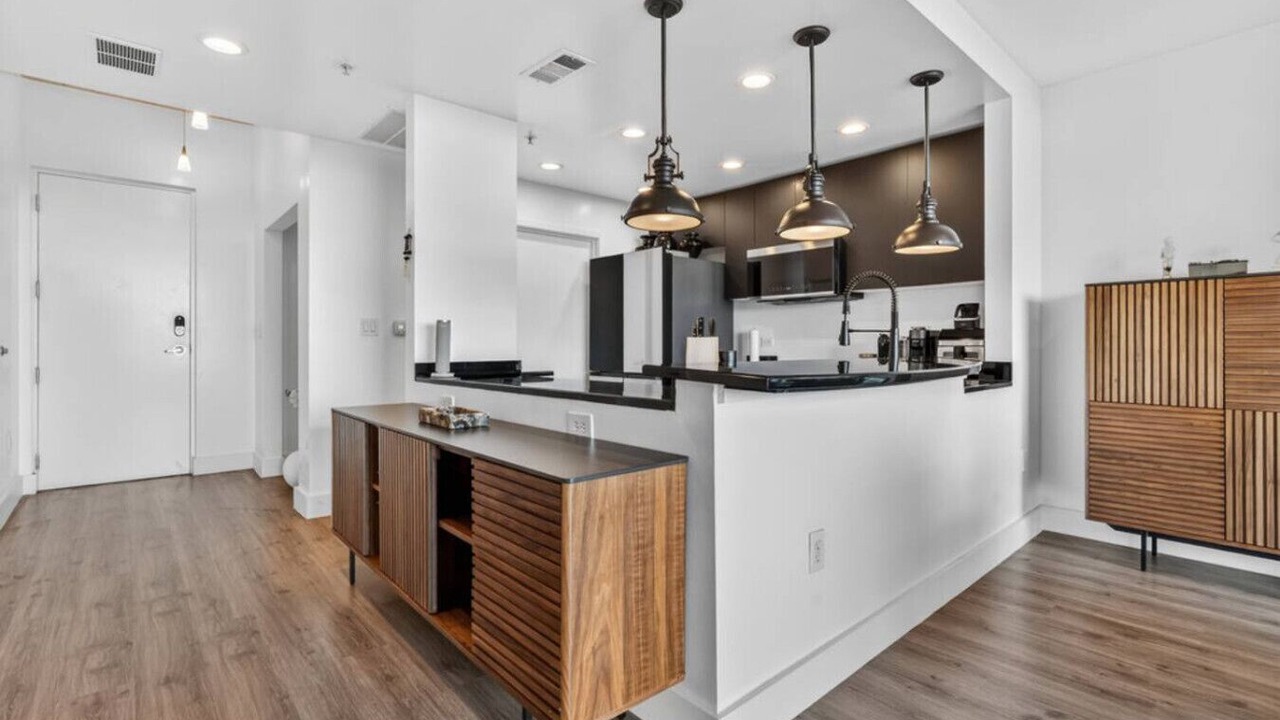 Photo of Kitchen in South Eola