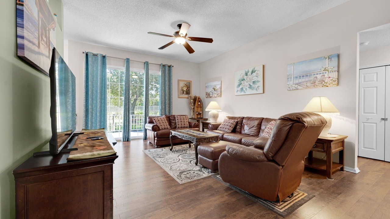 Photo of Livingroom in St. Johns
