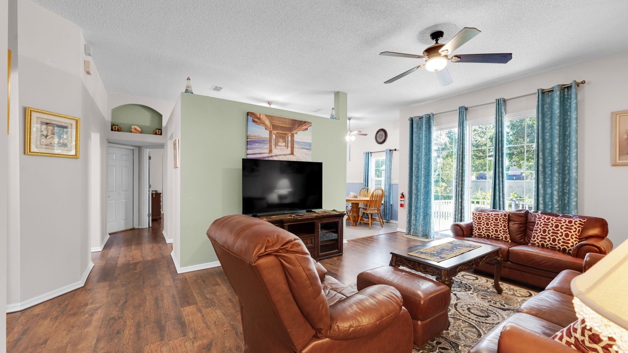Photo of Livingroom in St. Johns