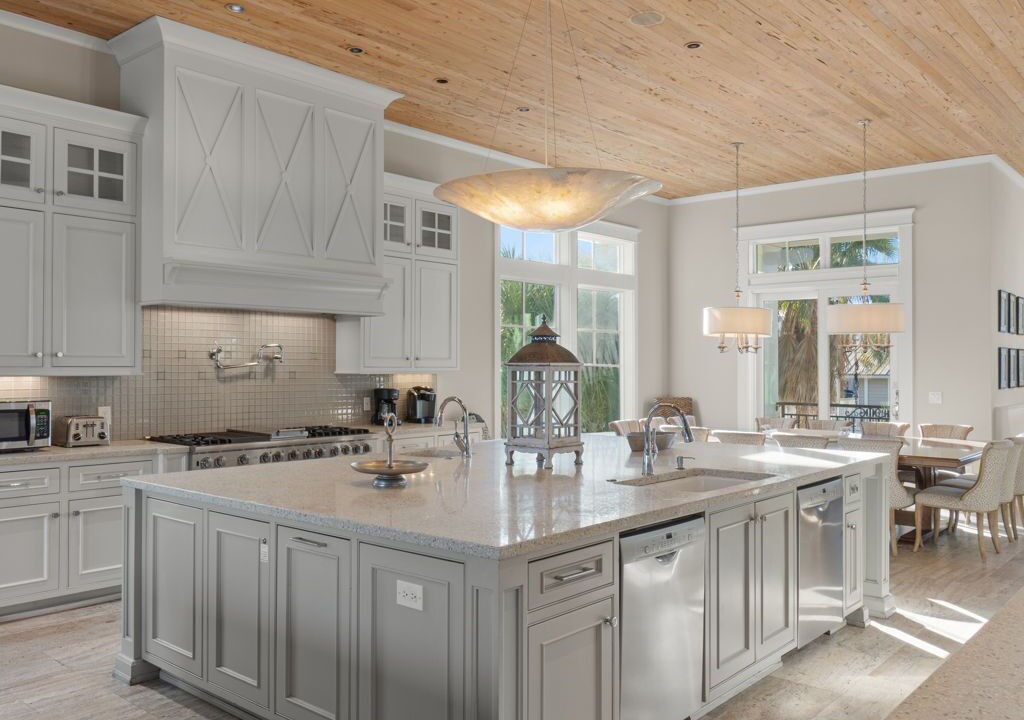Photo of Kitchen in Frangista Beach