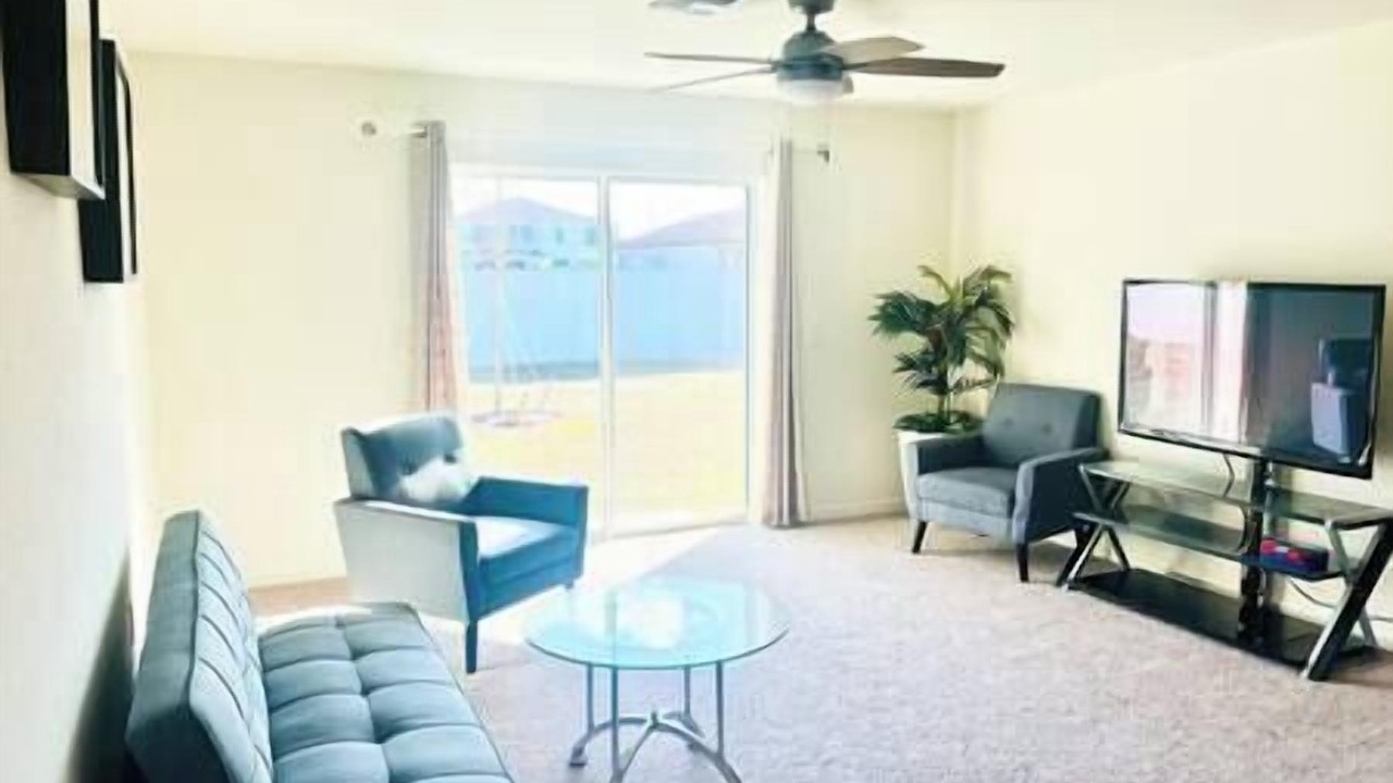 Photo of Livingroom in Mariner