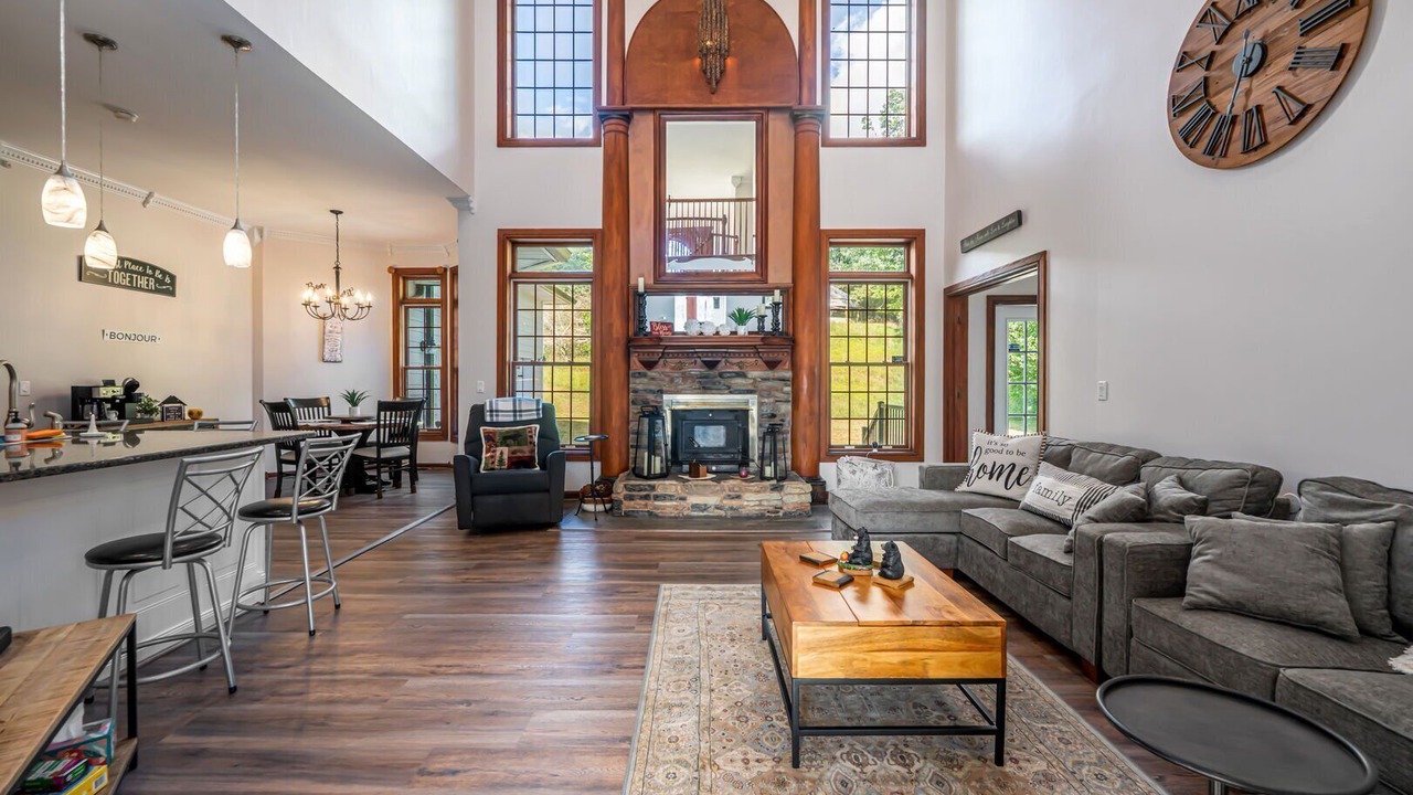 Photo of Livingroom in Clyde