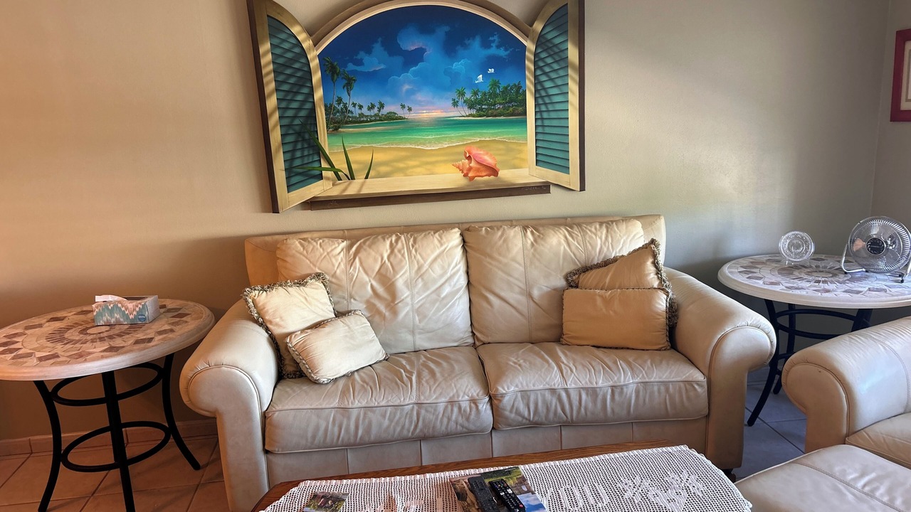 Photo of Livingroom in Hallandale Beach