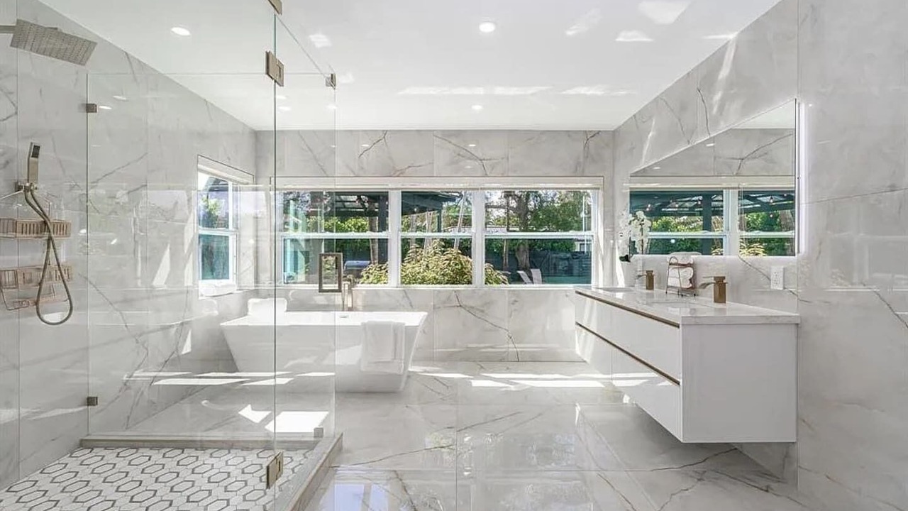 Photo of Bathroom in Palmetto Bay
