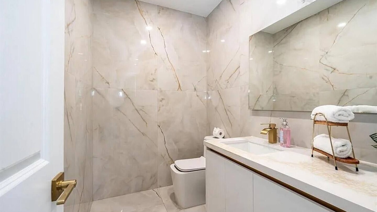 Photo of Bathroom in Palmetto Bay