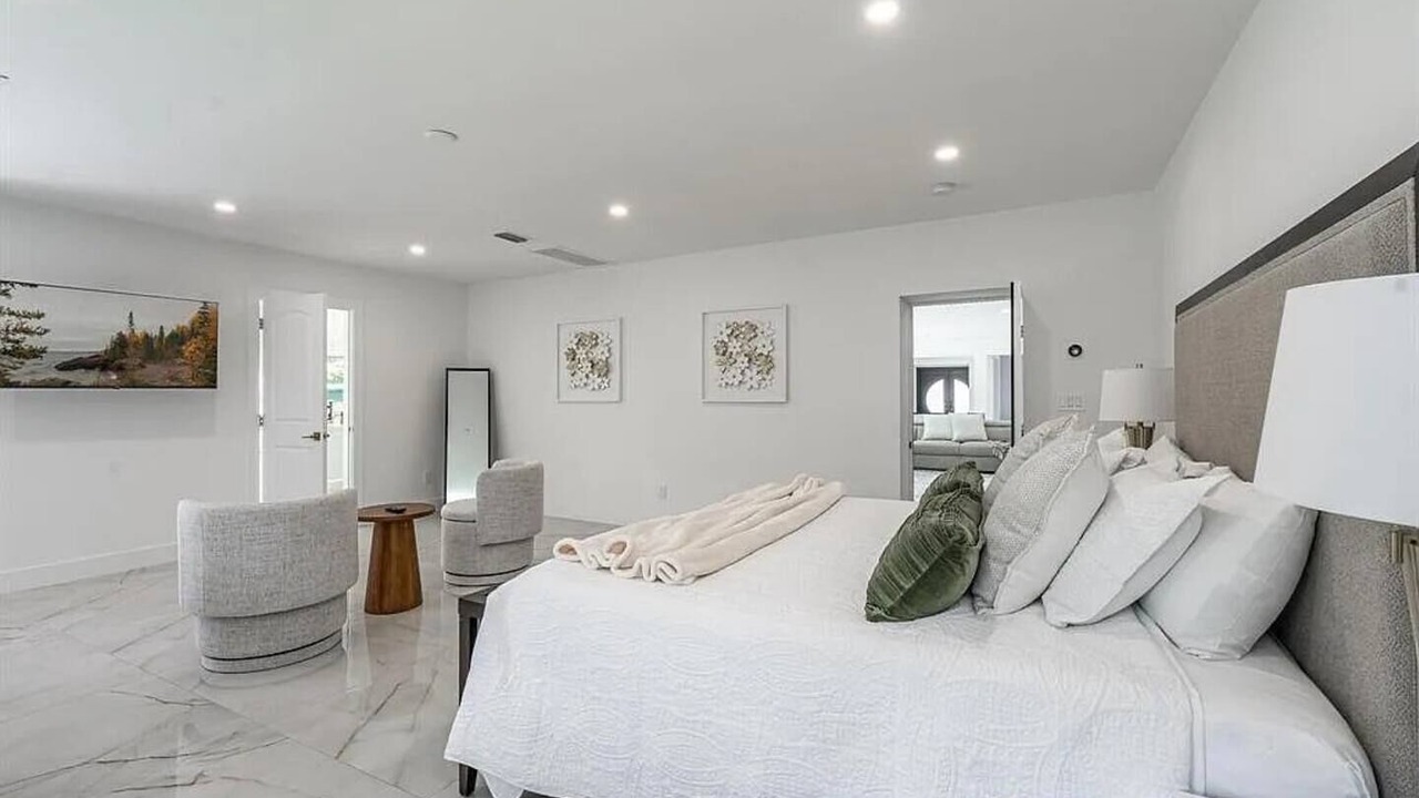 Photo of Bedroom in Palmetto Bay