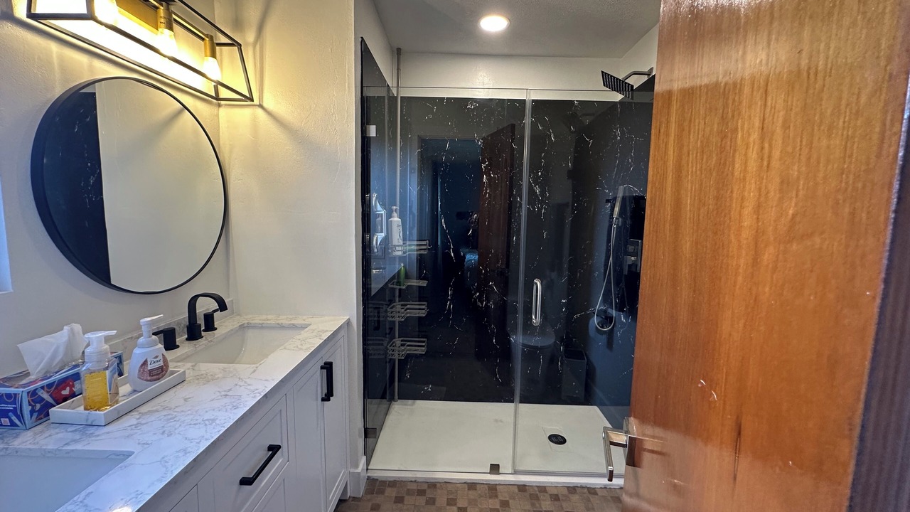 Photo of Bathroom in Land O' Lakes