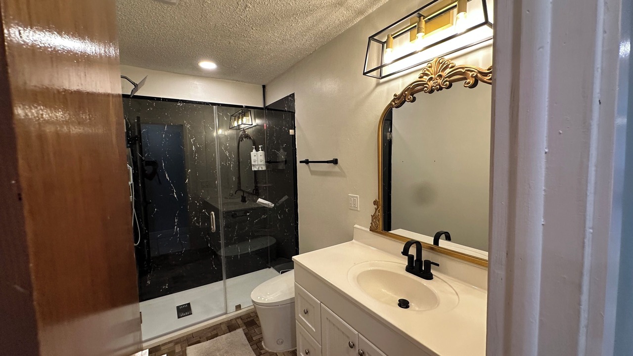 Photo of Bathroom in Land O' Lakes