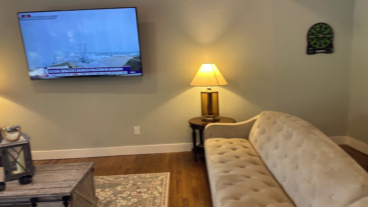 Photo of Livingroom in Land O' Lakes