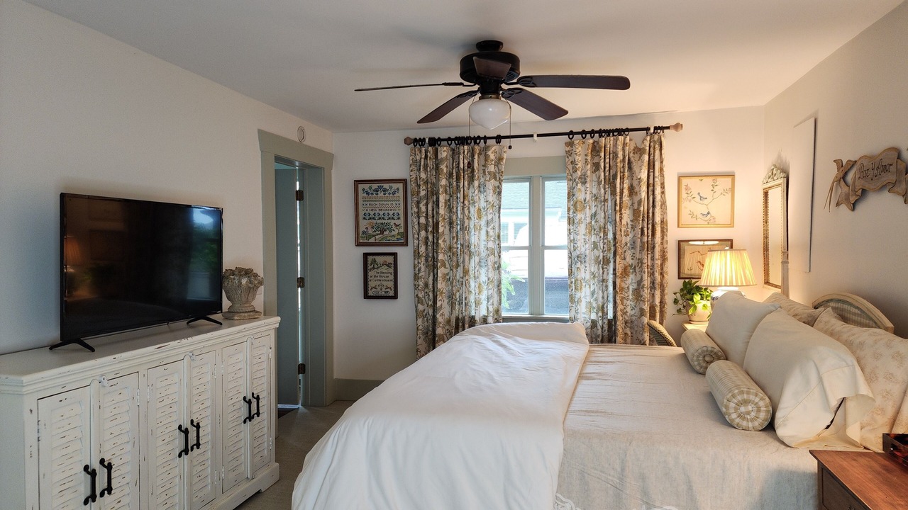 Photo of Bedroom in Clayton