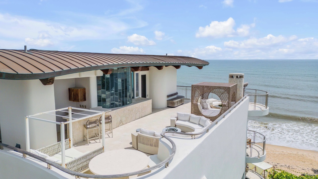 Photo of Patio Balcony in Bethune Beach
