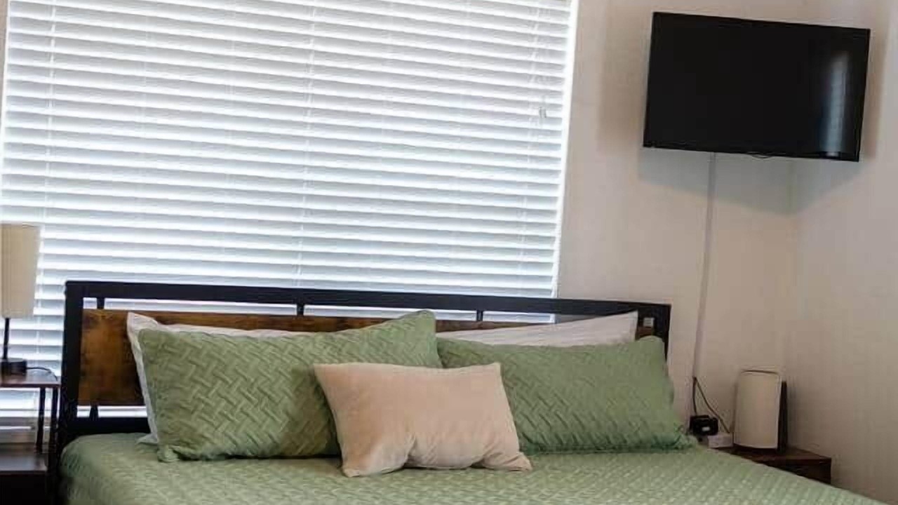 Photo of Bedroom in Salem