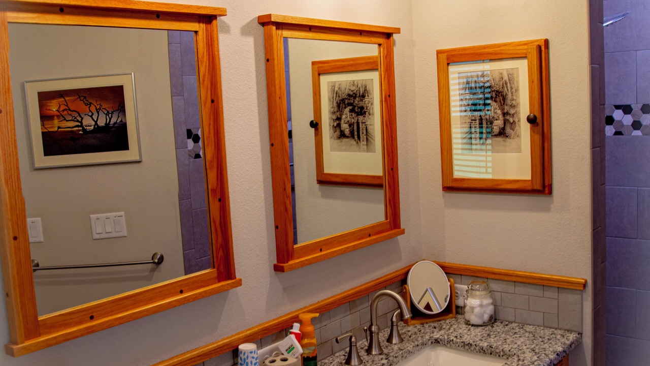 Photo of Bathroom in Brooksville