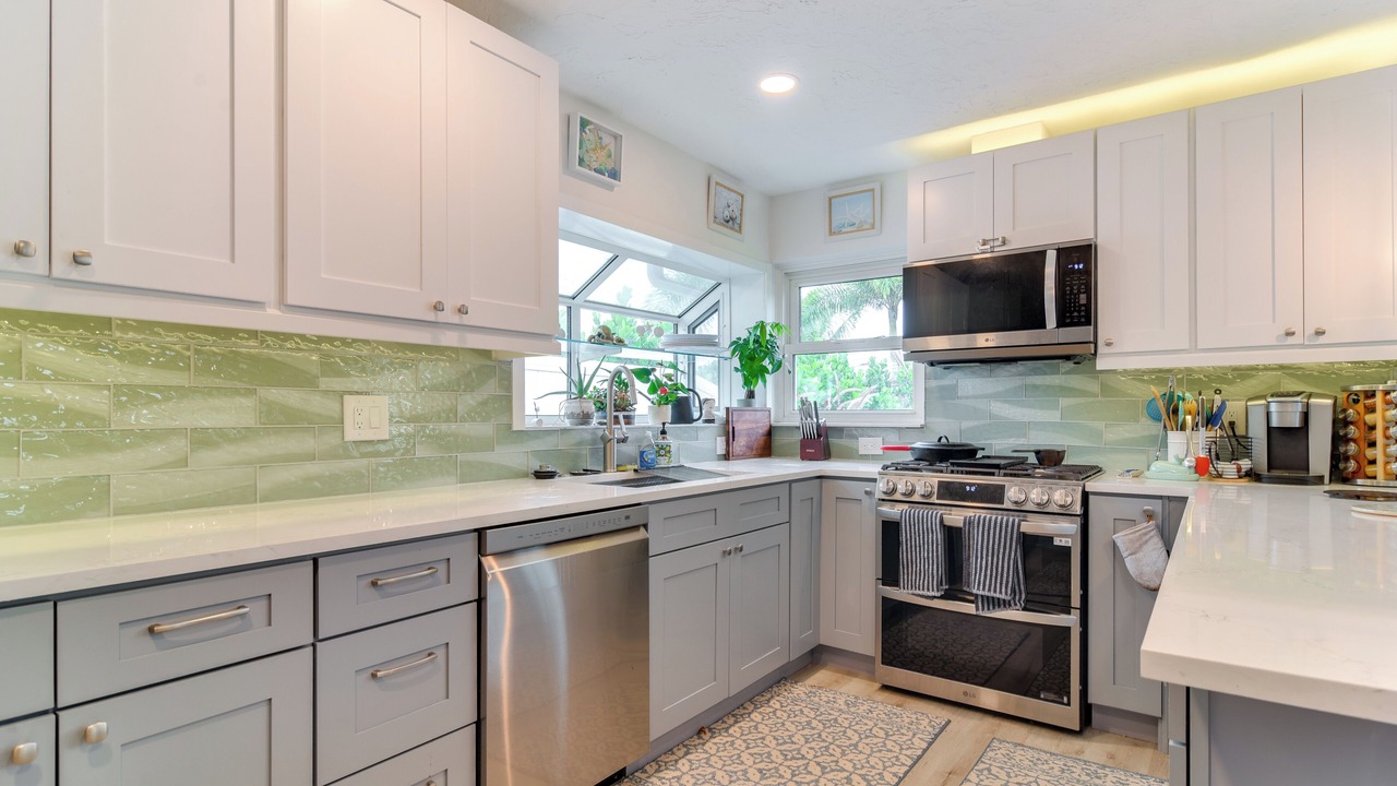 Photo of Kitchen in Anona