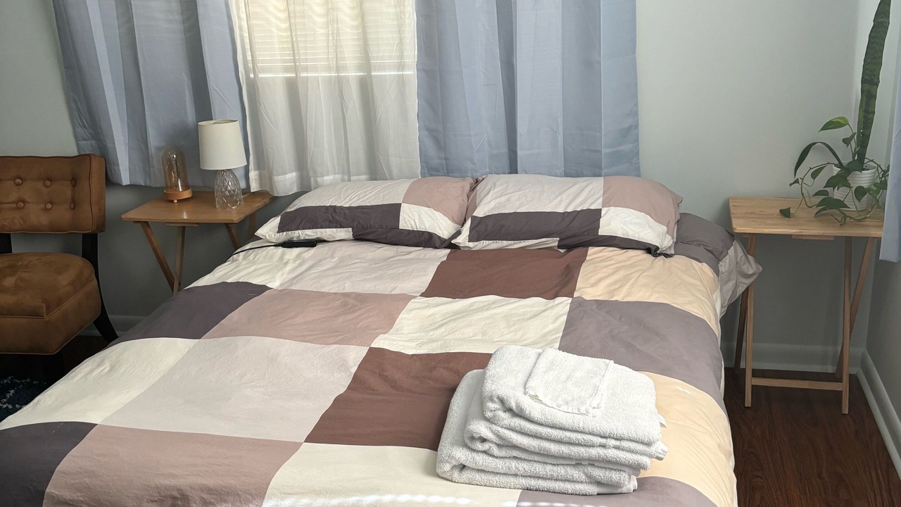Photo of Bedroom in Palm River Estates