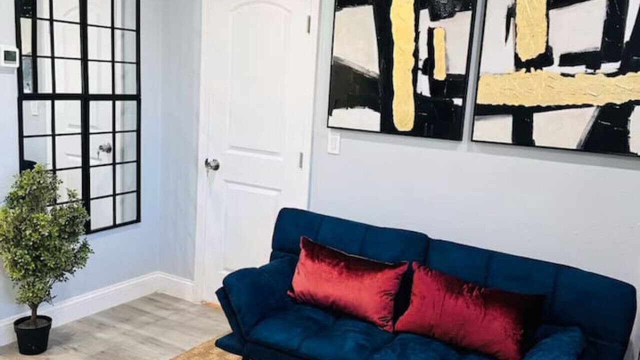 Photo of Livingroom in Bay Crest Park
