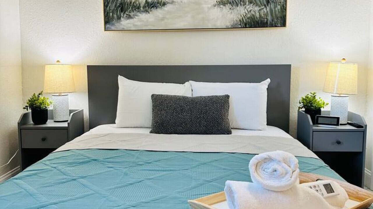 Photo of Bedroom in Bay Crest Park