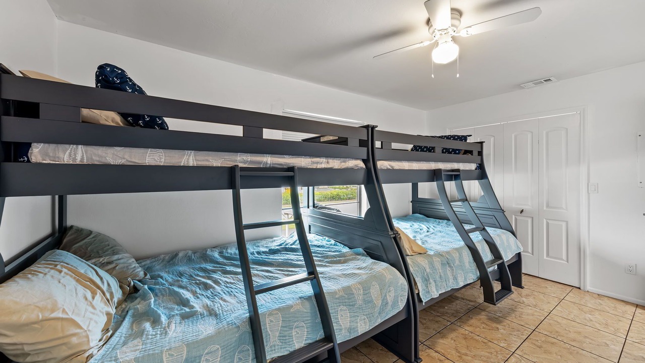 Photo of Bedroom in Eight Lakes