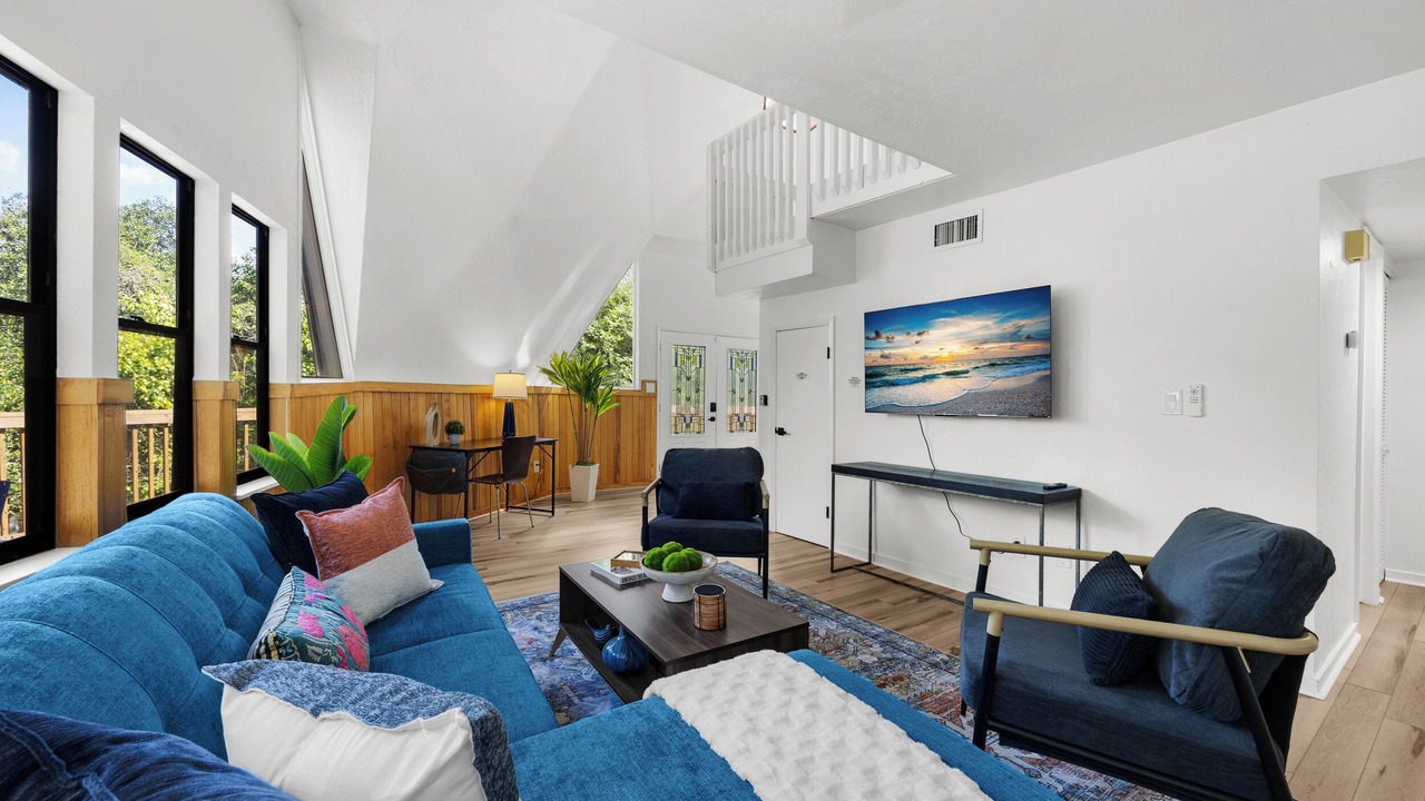 Photo of Livingroom in Gainesville