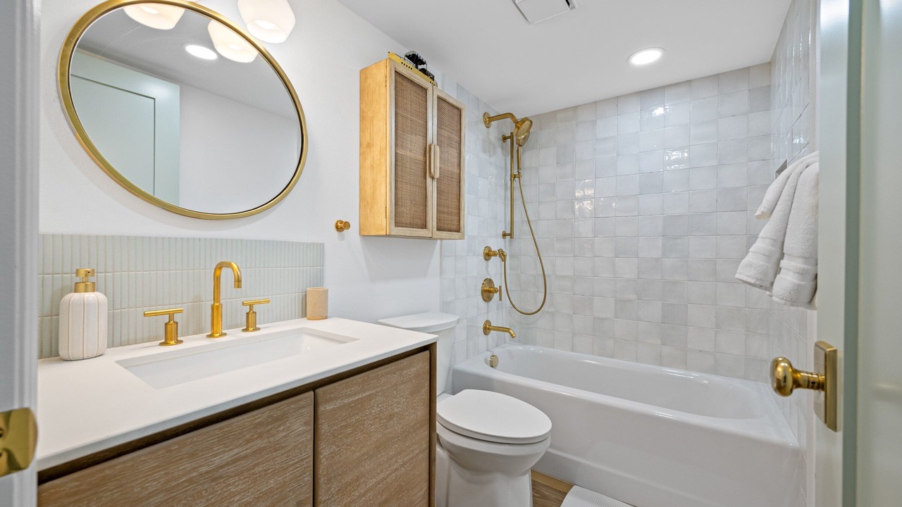 Photo of Bathroom in Sand Key