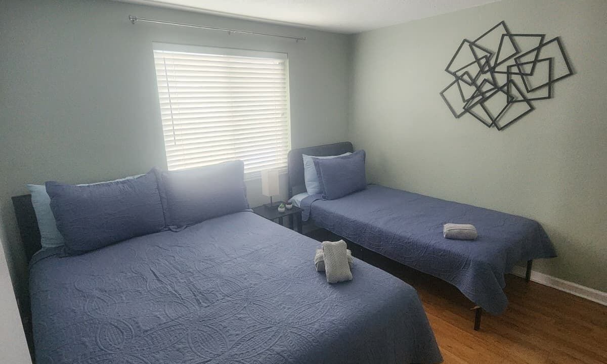 Photo of Bedroom in Timberlane Woodlake