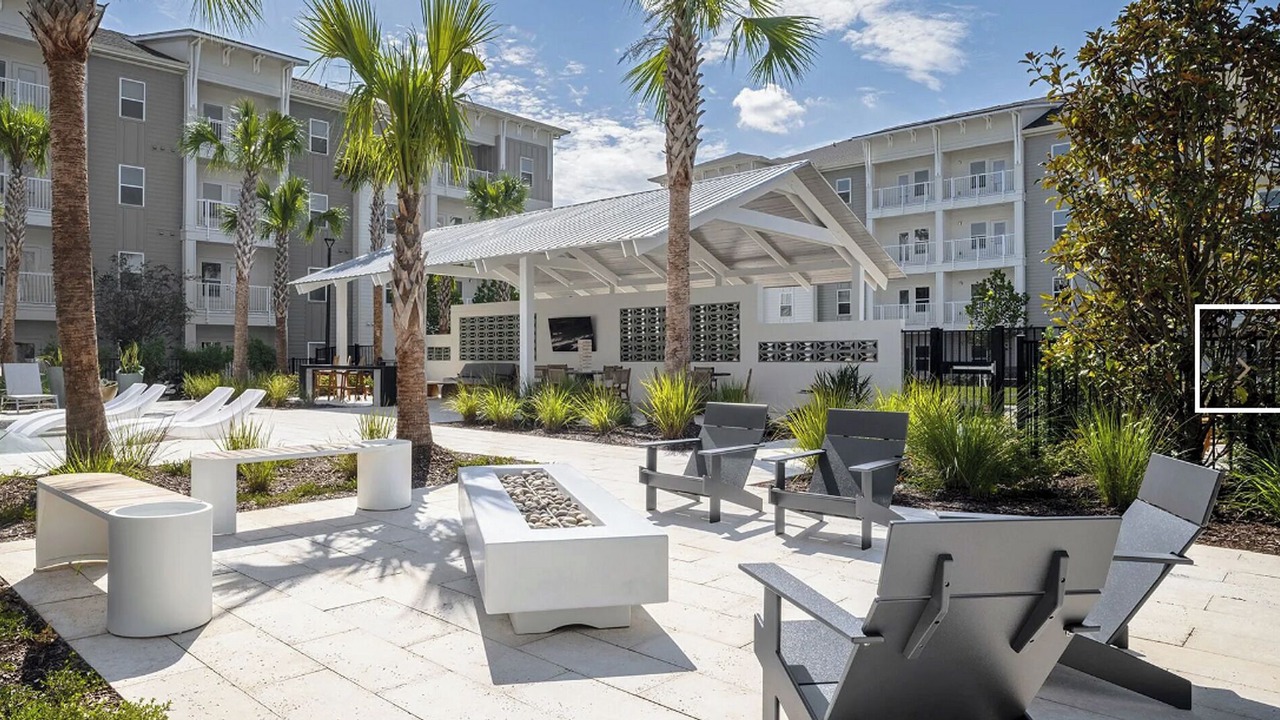Photo of Patio Balcony in Candler