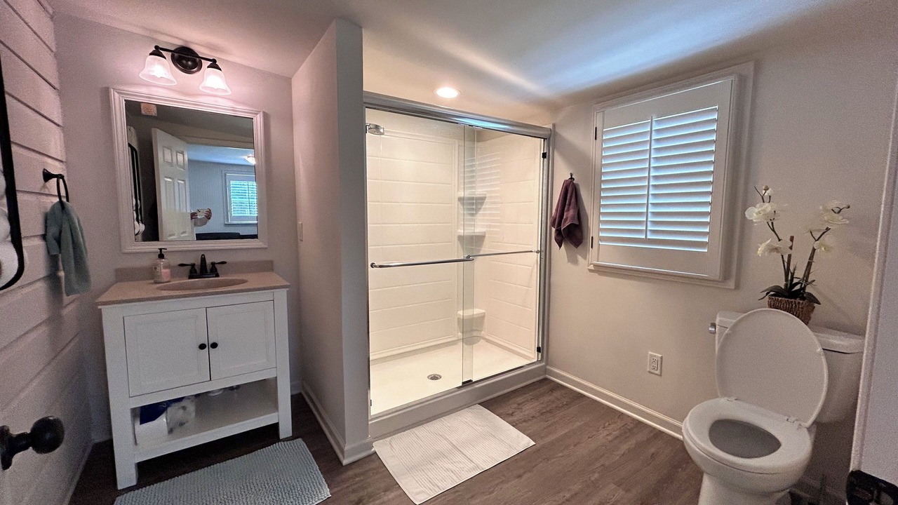 Photo of Bathroom in Milton