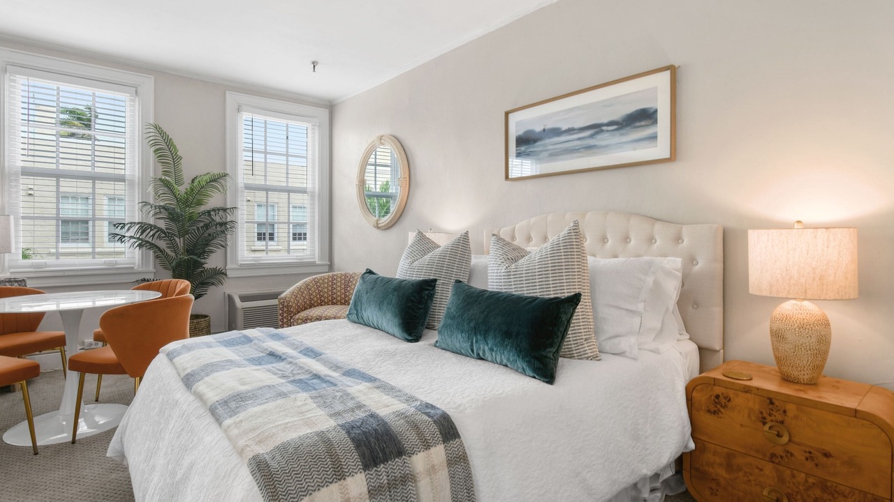 Photo of Bedroom in Palm Beach